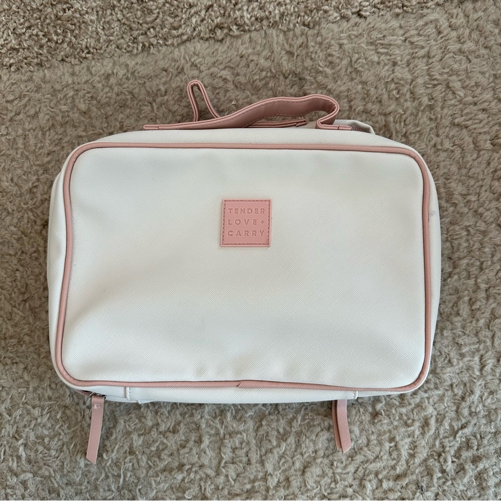 Tender Love Carry Travel Case